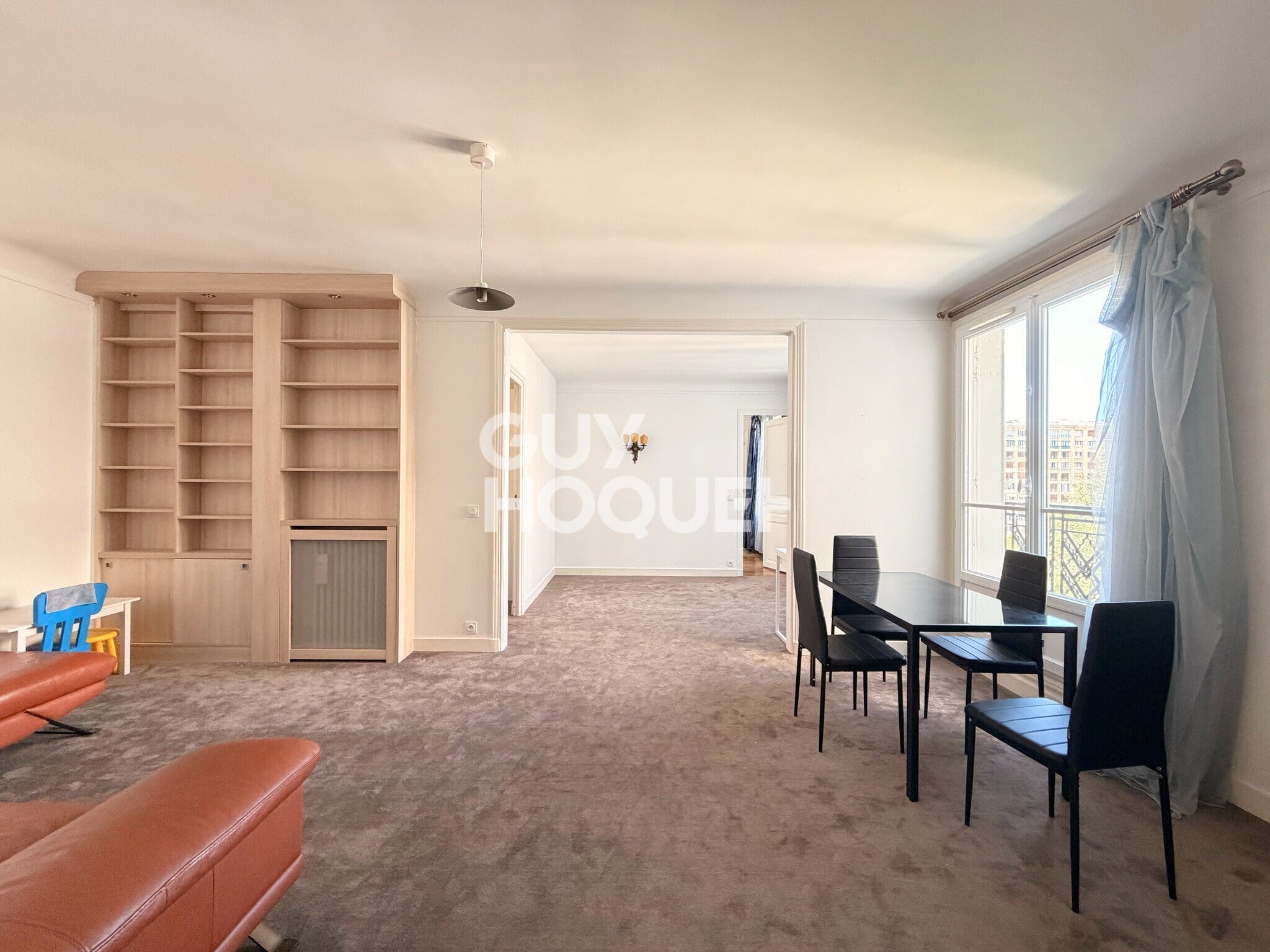 Flat Voie Georges Pompidou in Paris