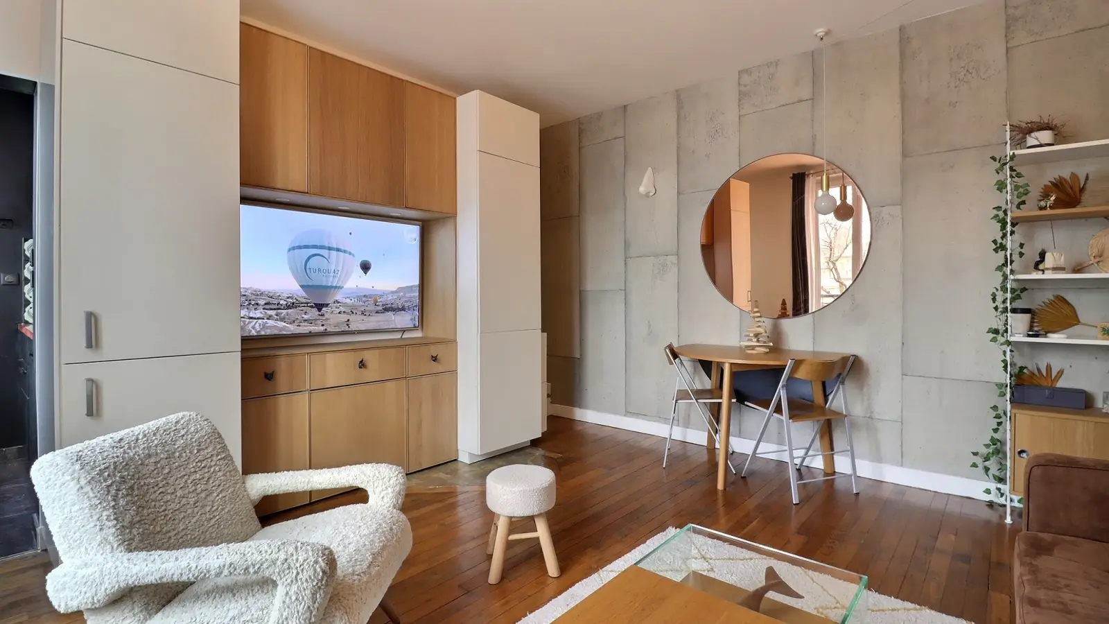 Flat Avenue Parmentier in Paris