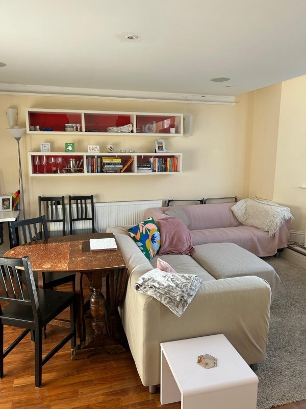 Room Brandreth Road in Greater London