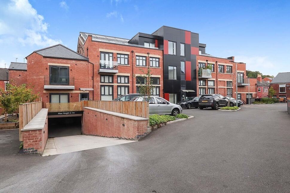 Flat Rydal Crescent in Chesterfield