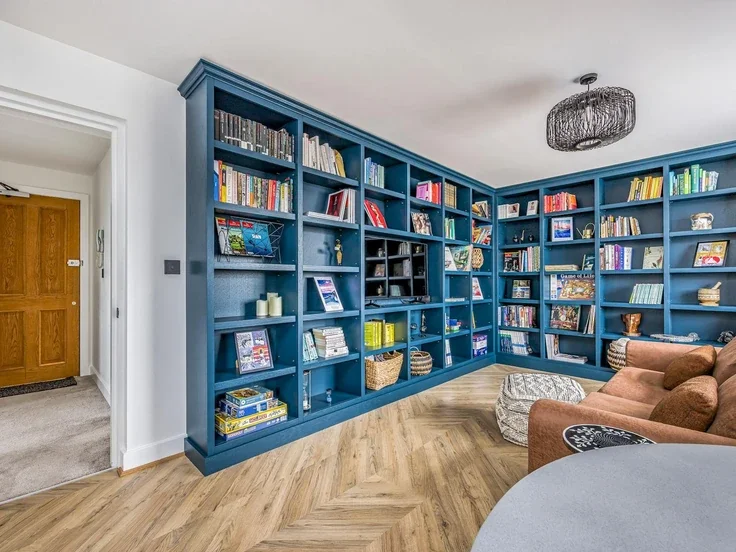 Flat Kimbridge Road in Chichester