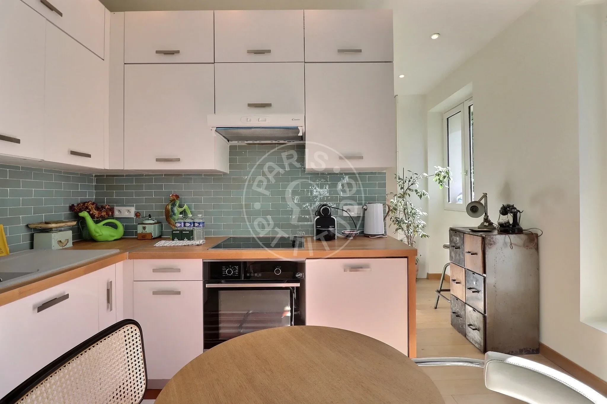 Flat Impasse des Deux Nèthes in Paris