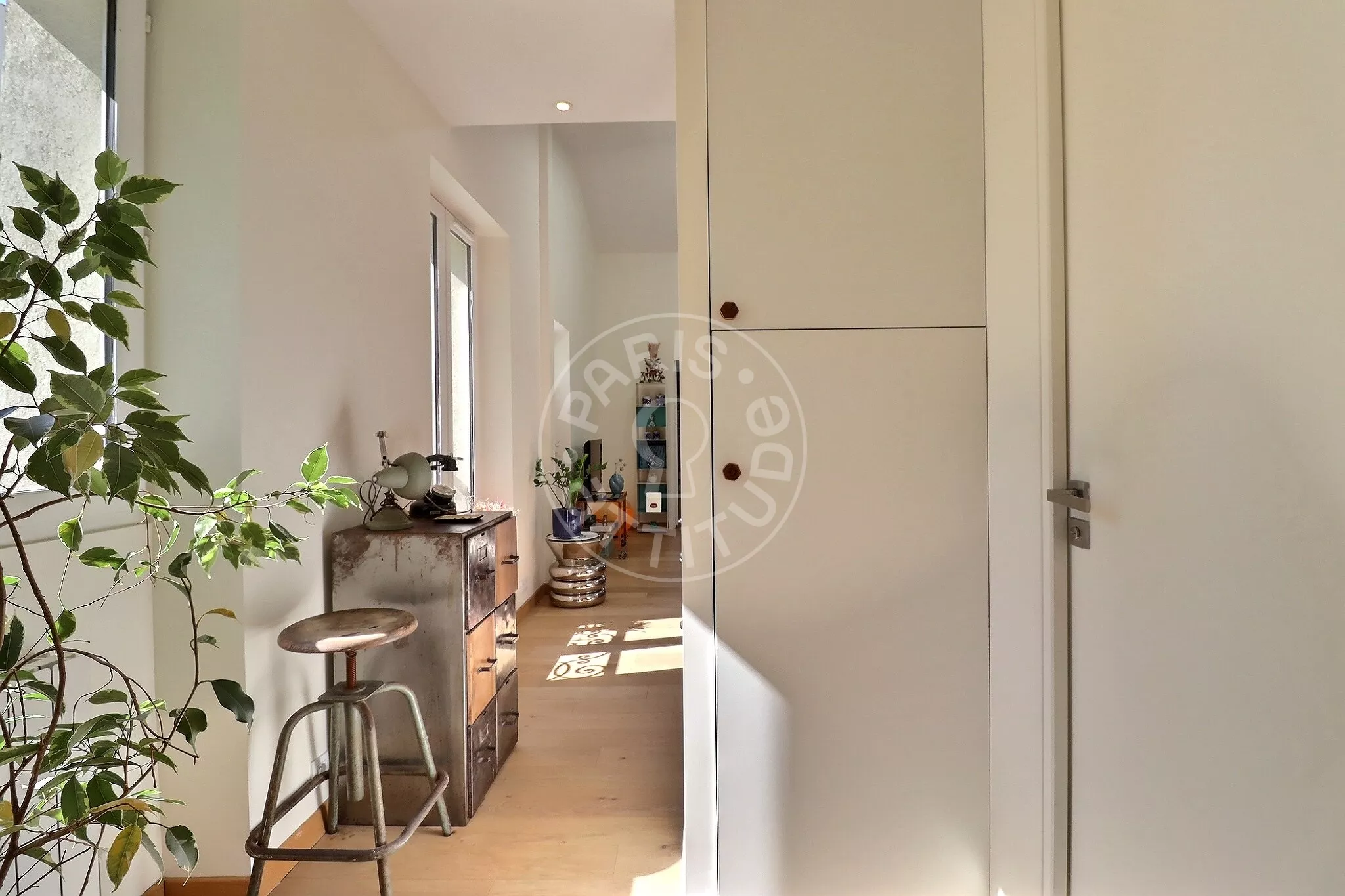 Flat Impasse des Deux Nèthes in Paris