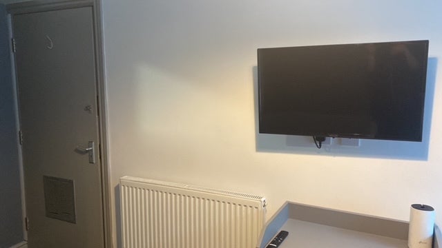Room Bankfield Road in Kirklees