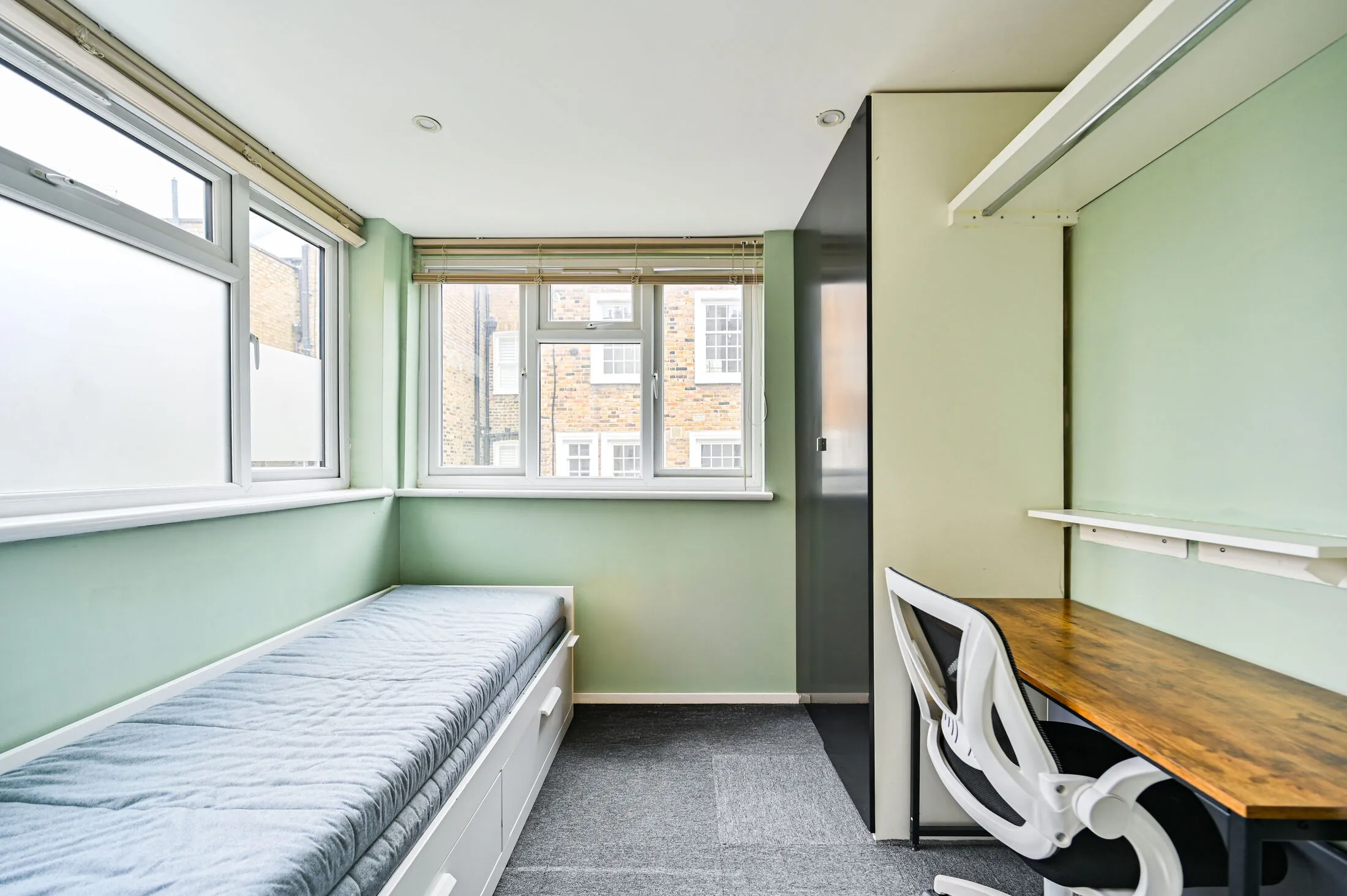 Flat Edith Grove in Greater London