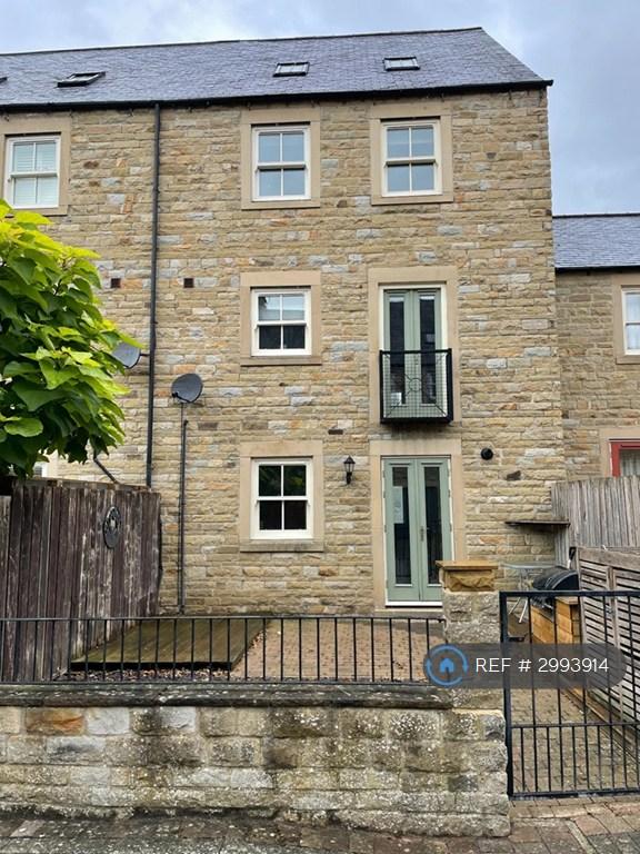 House Thorngate Place in Barnard Castle