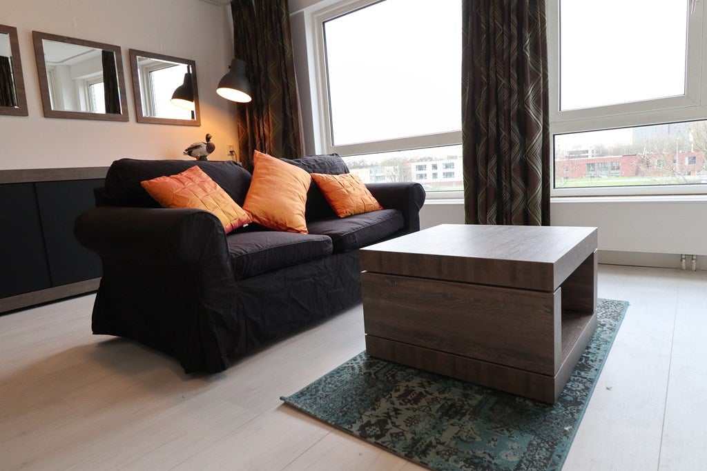 Woning te huur: Bernard Shawsingel, Amsterdam