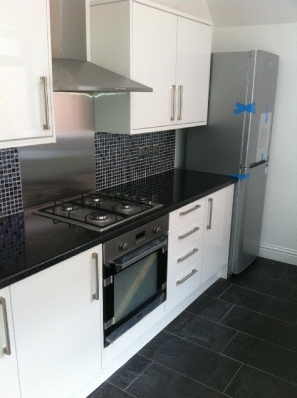 Flat Helmsley Road in Newcastle upon Tyne