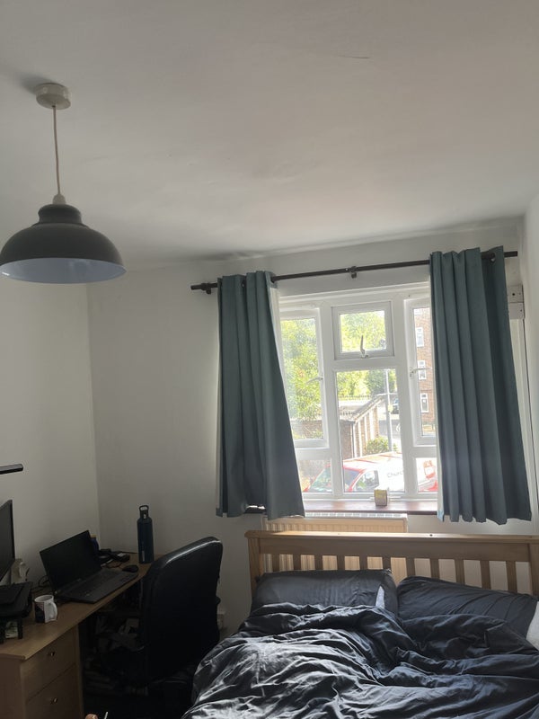 Room Sportsman Place in Greater London