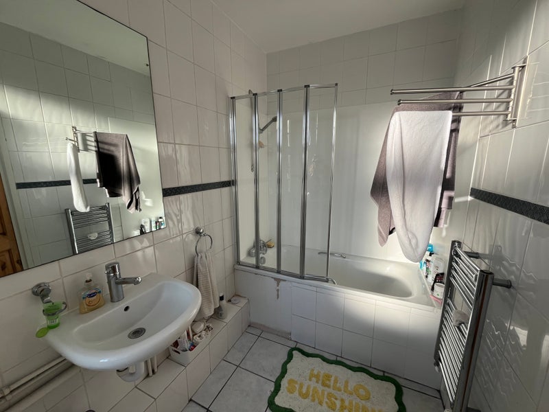 Room Kennington Road in Greater London