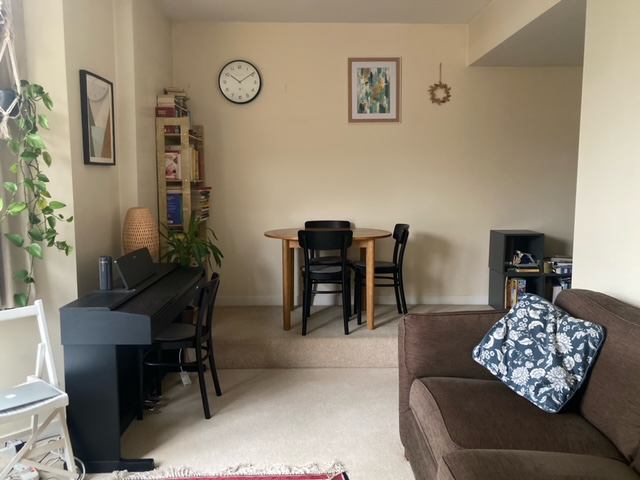 Flat Normanton Road in Bristol