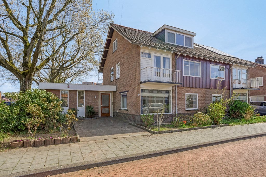 Huis Acacialaan 1 in Veenendaal