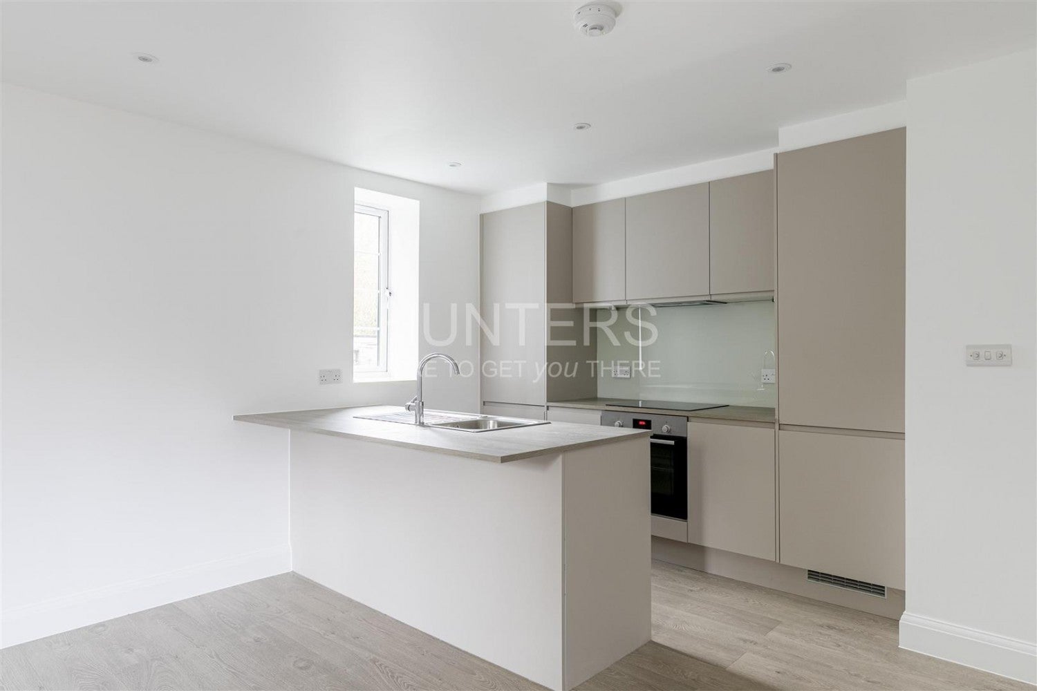 Flat Crouch End Hill in Greater London