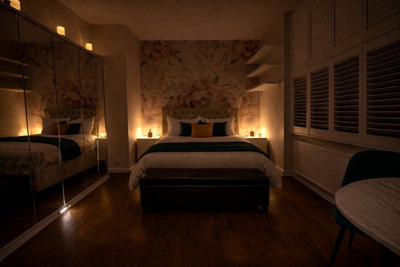 Room Fair Street in Greater London
