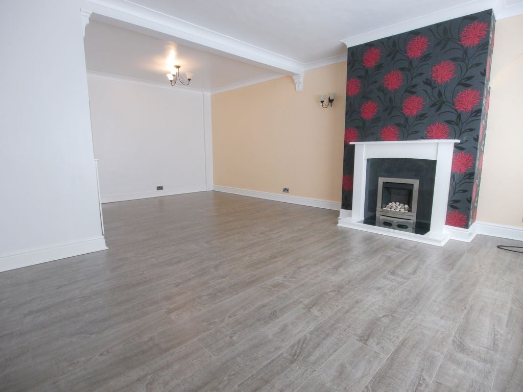 House Lordsgate Drive in Burscough