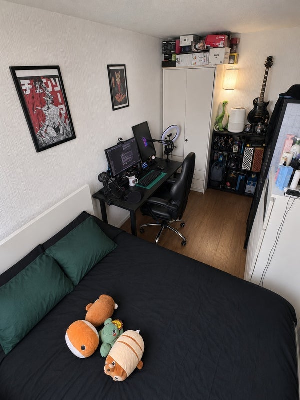 Room Newtown Street in Greater London
