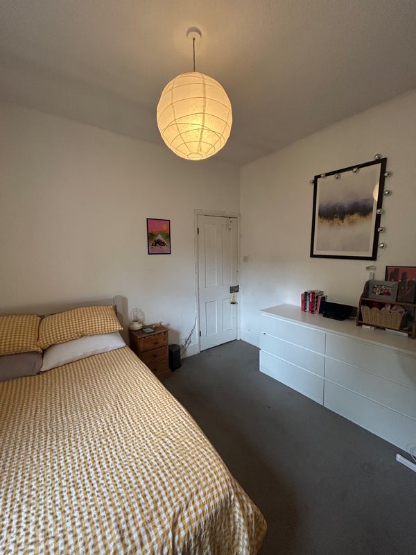 Room Corbyn Street in Greater London