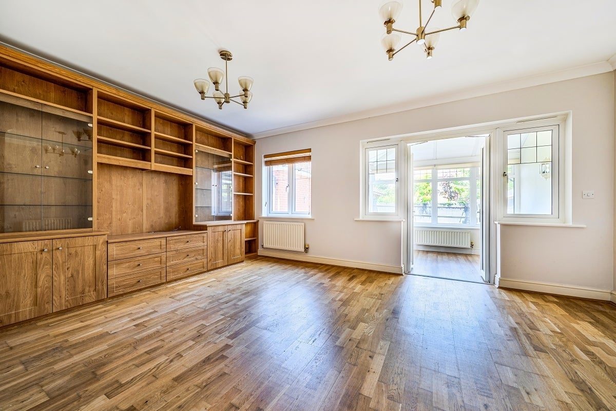House Nower Close East in Mole Valley