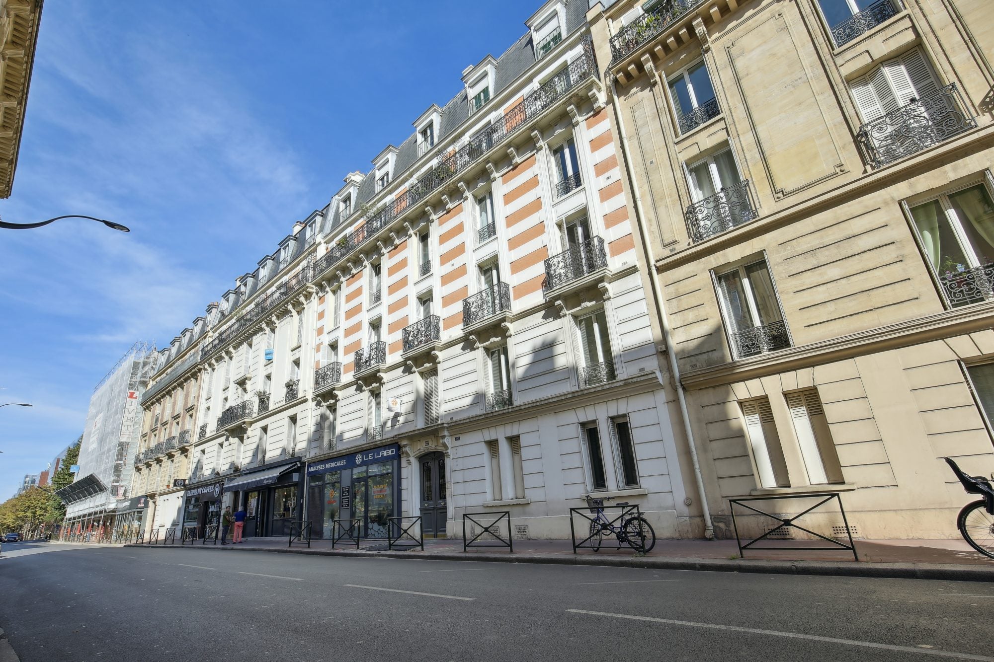 Flat Rue Anatole France in Levallois-Perret