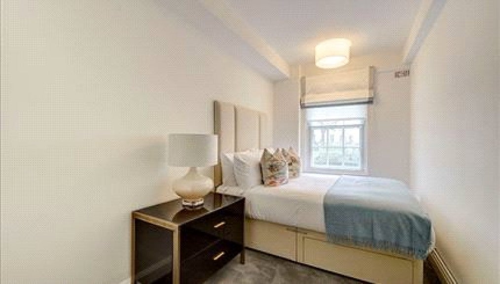 Flat Fulham Road in Greater London