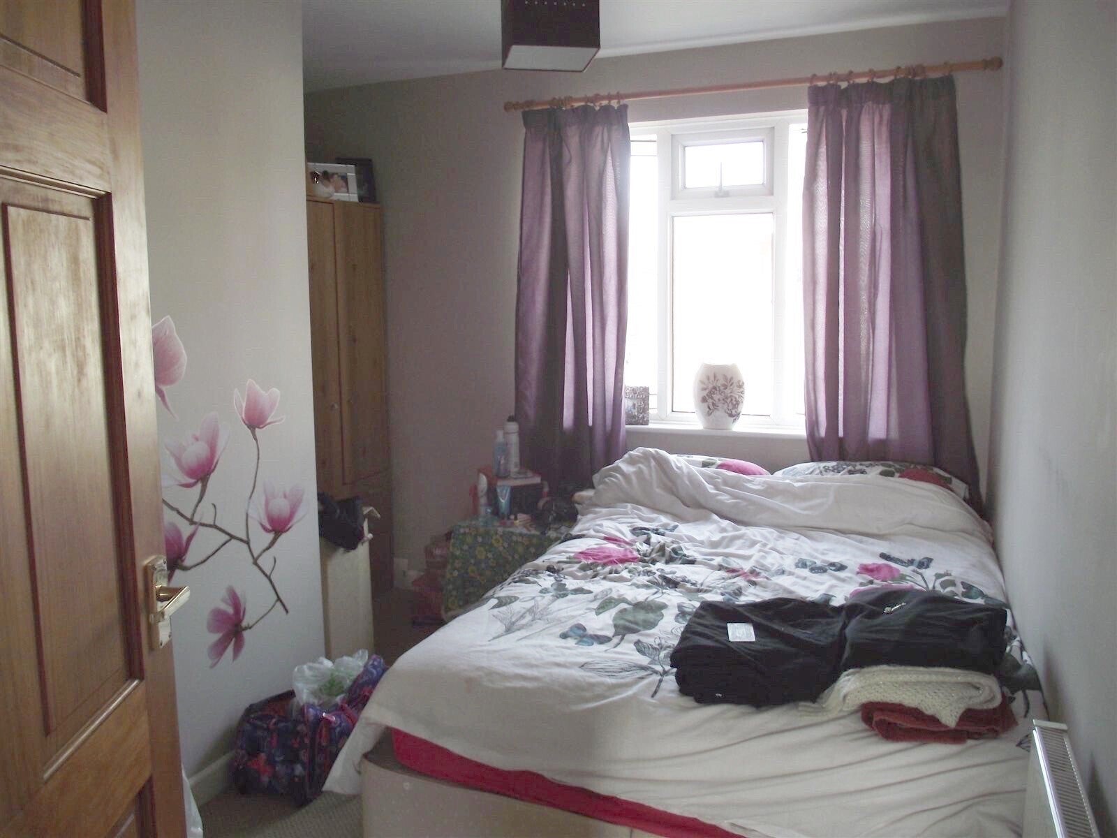 Flat Whithedwood Avenue in Southampton