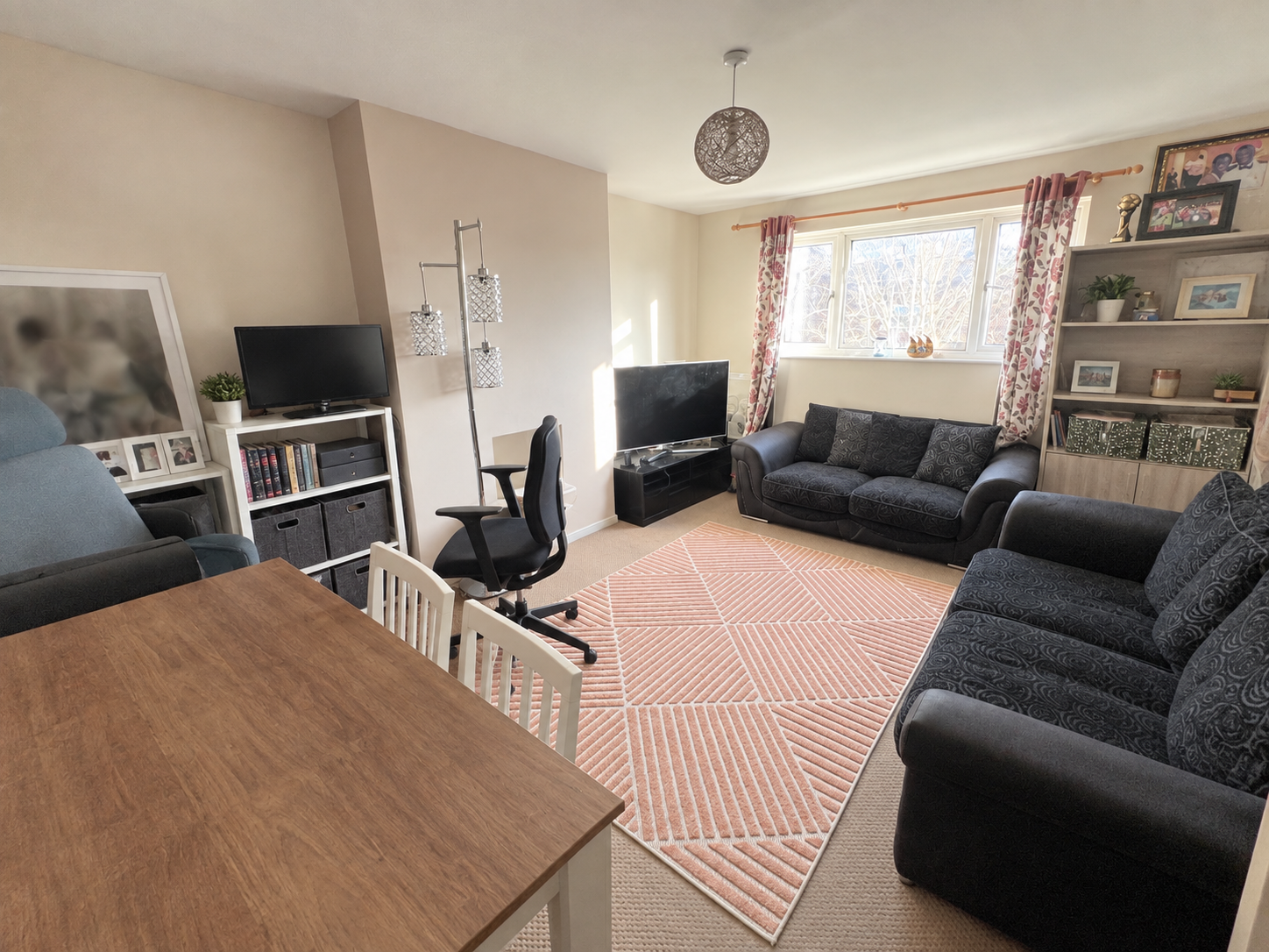 Flat Whithedwood Avenue in Southampton
