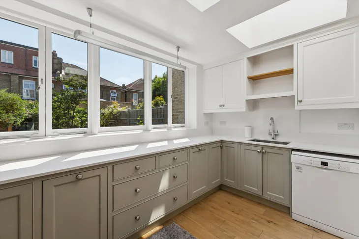 House Craven Gardens in Greater London