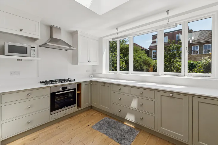 House Craven Gardens in Greater London