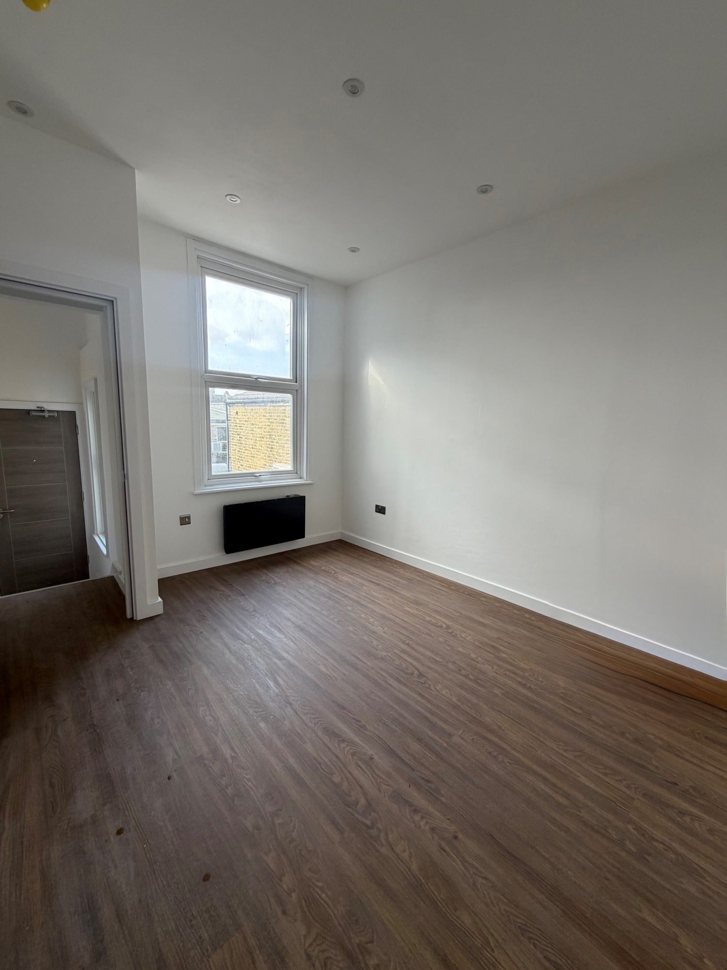 Flat Lea Bridge Road in Greater London