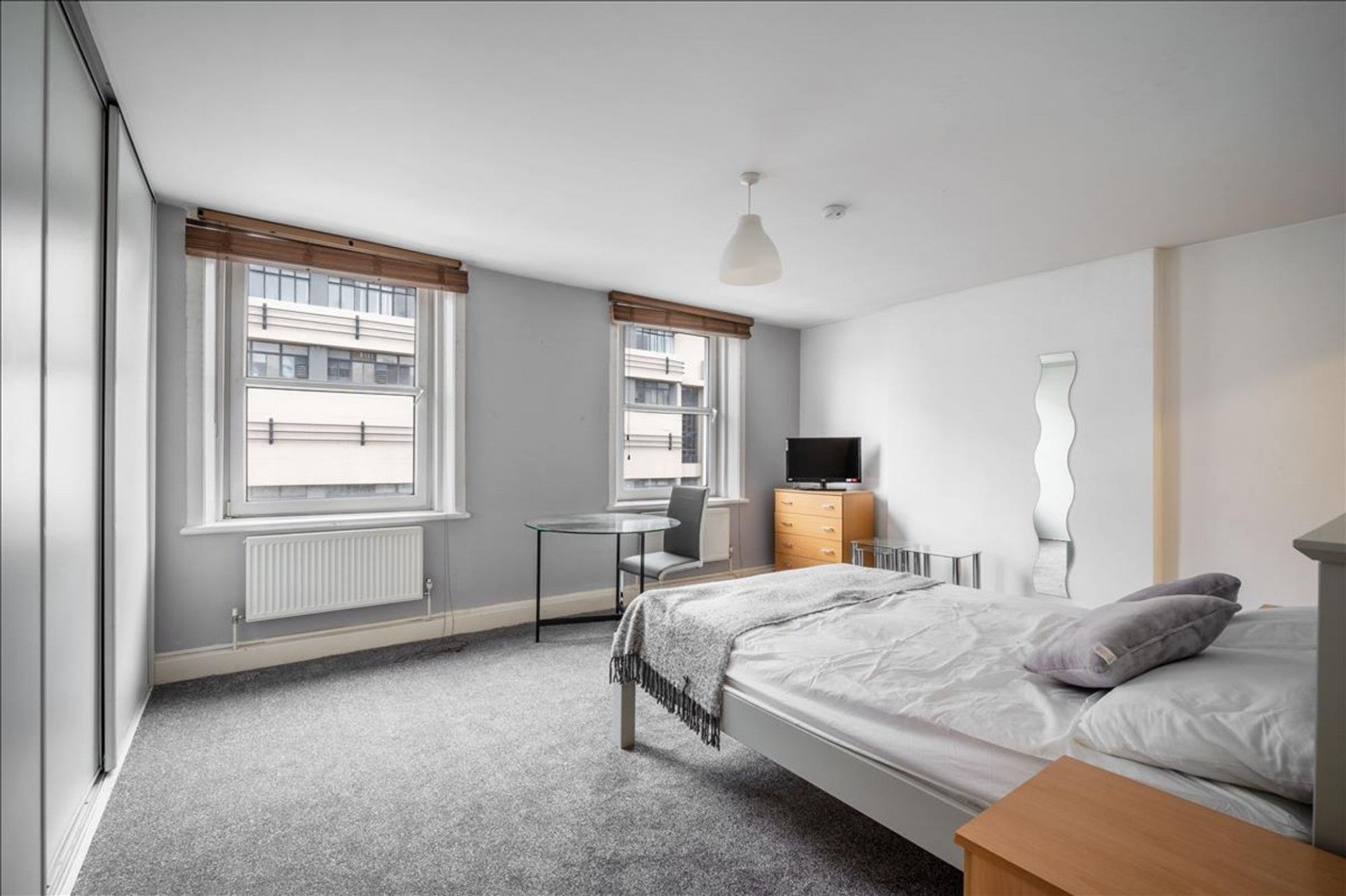 Flat North End Road in Greater London