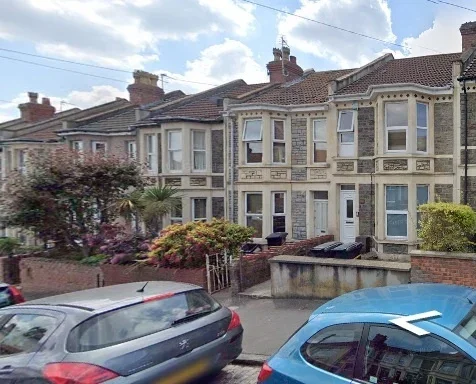 Flat Ramsey Road in Bristol