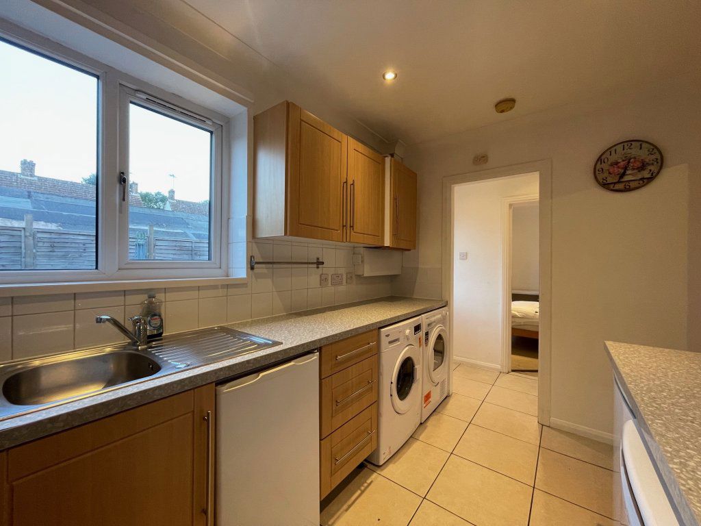 Flat Barcombe Road in Brighton
