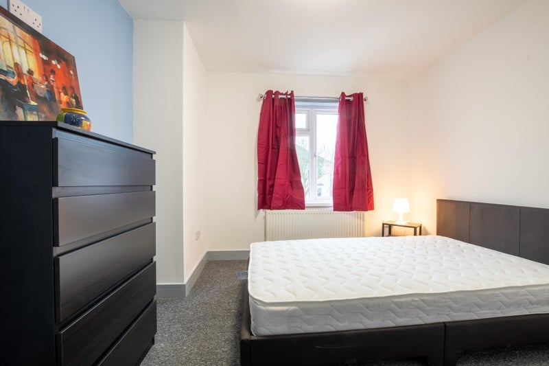 Room Sussex Road in Maidstone