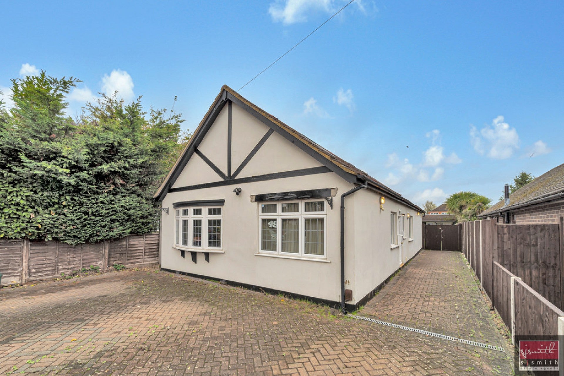 House Edward Way in Borough of Spelthorne
