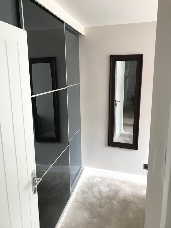 Room Litchfield Avenue in Greater London