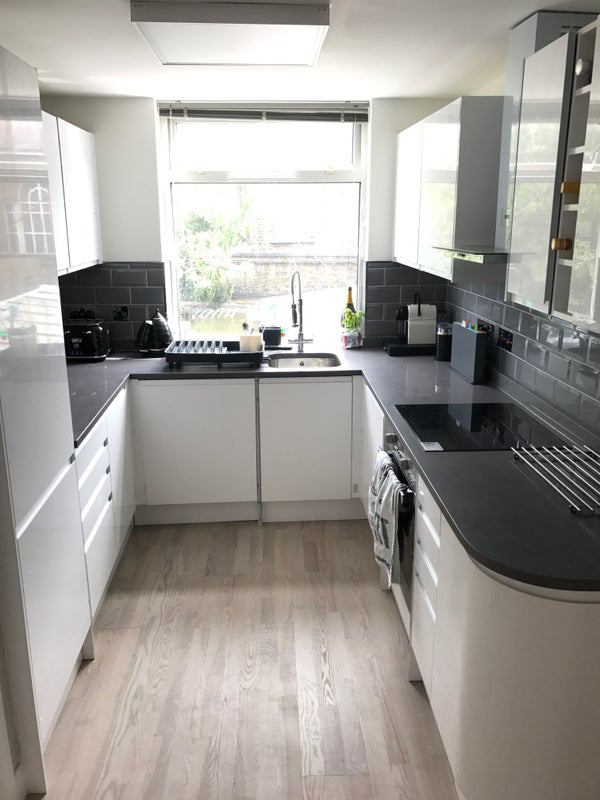 Room Litchfield Avenue in Greater London