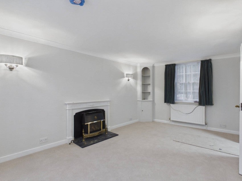 House Windsor End in Beaconsfield