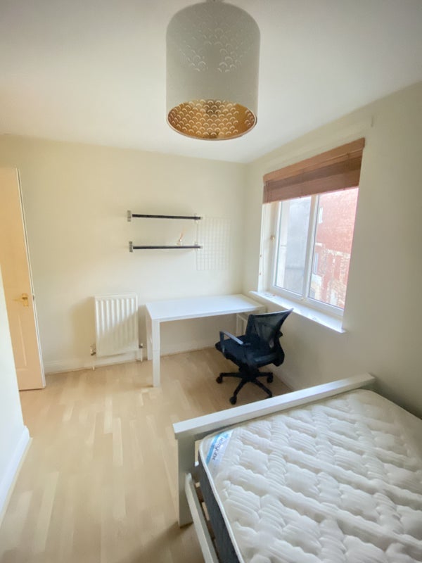 Room East Fountainbridge in City of Edinburgh