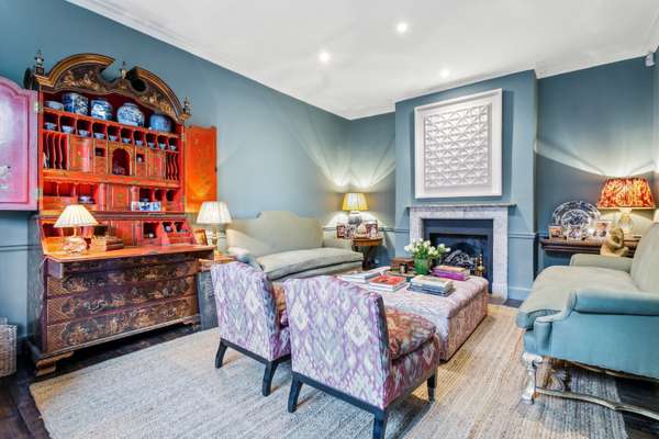 House Petersham Road in Greater London