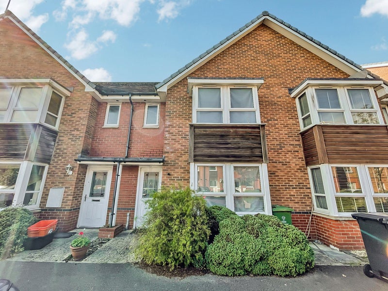 House Celsus Grove in Swindon