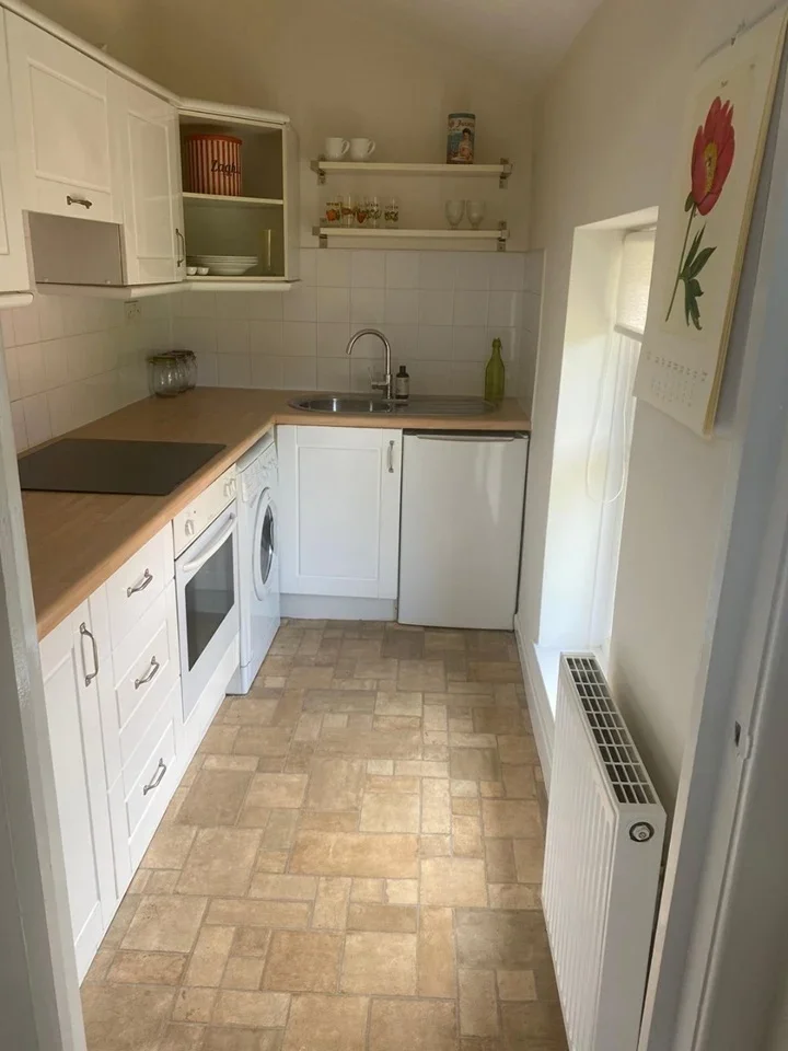Flat Caroline Place in Oxton Village