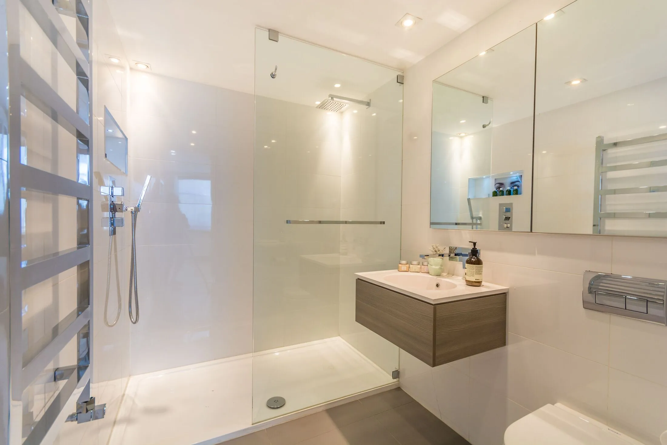 Flat Devonshire Place Mews in City of Westminster