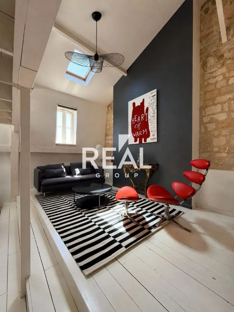Flat Rue Duplessy in Bordeaux