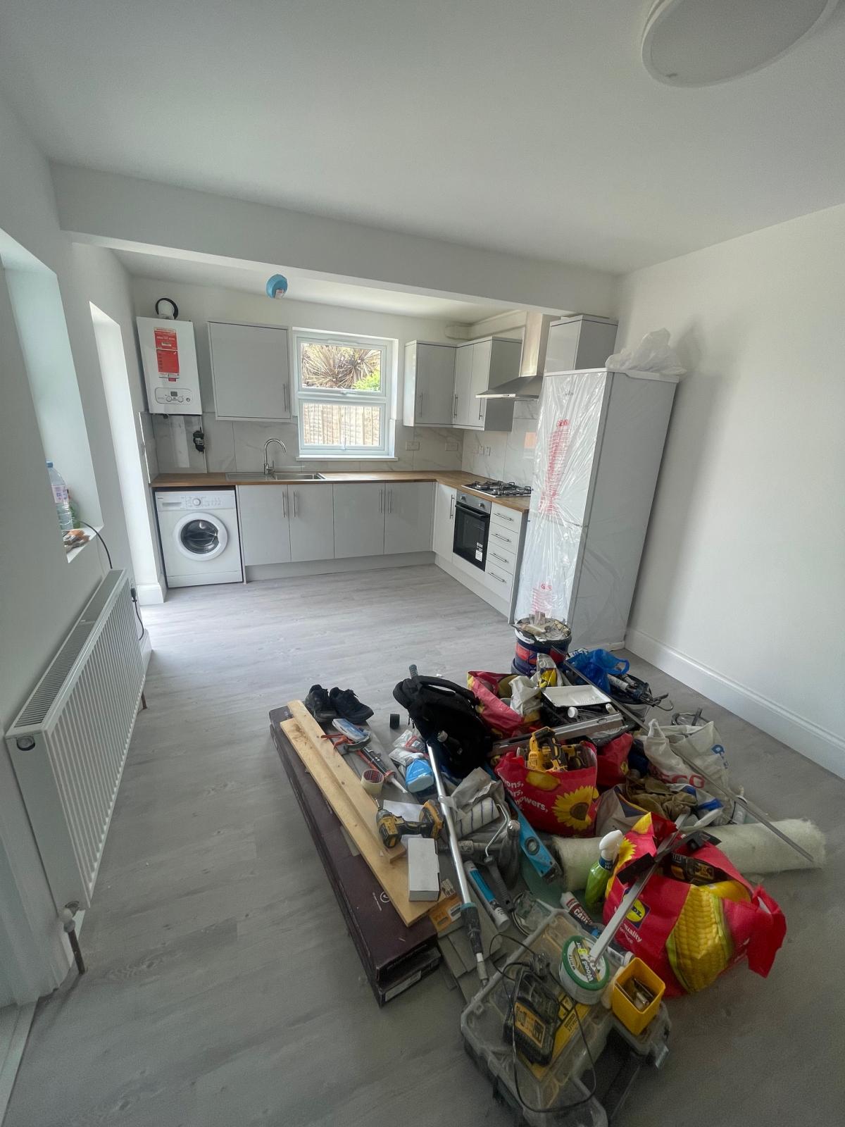 Flat Dalkeith Road in Greater London