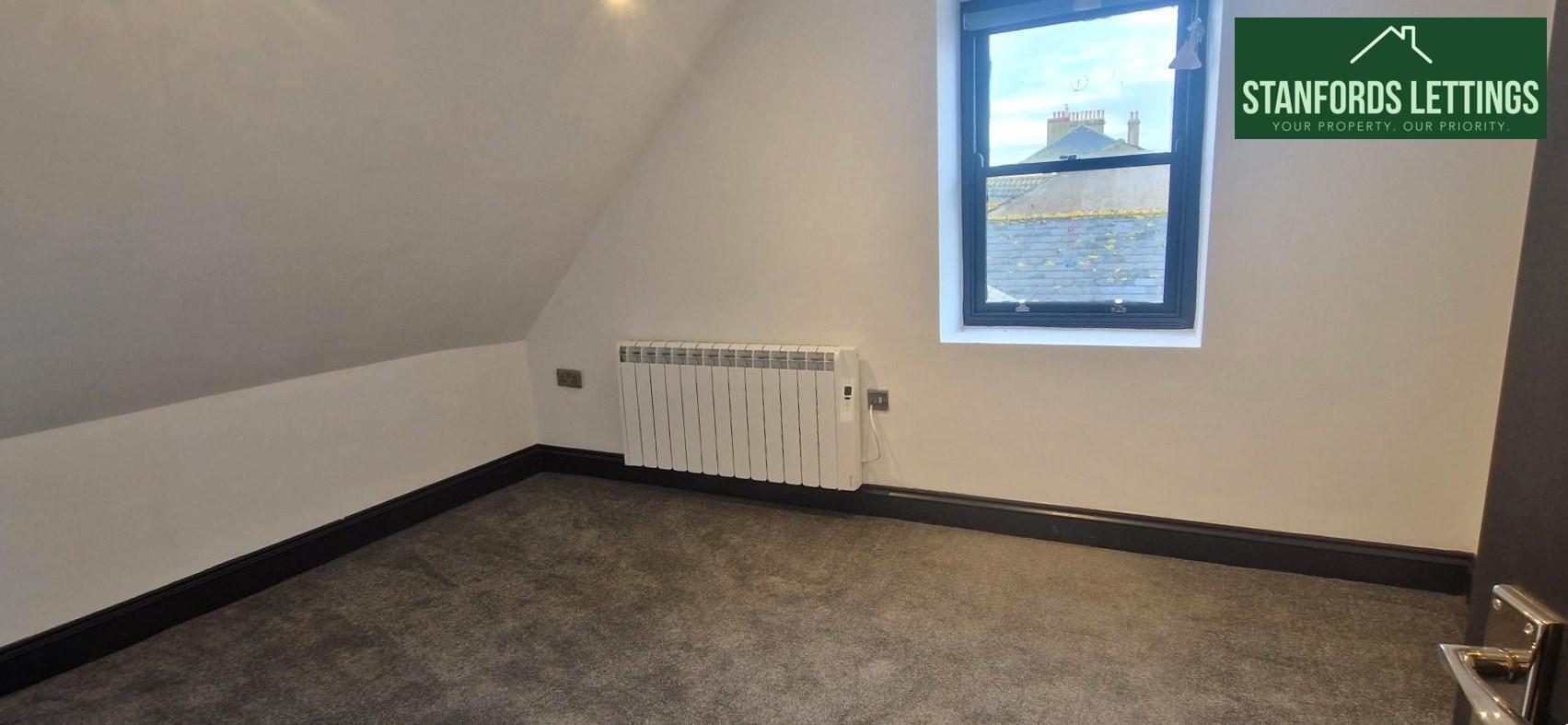 Flat Montague Street in Worthing