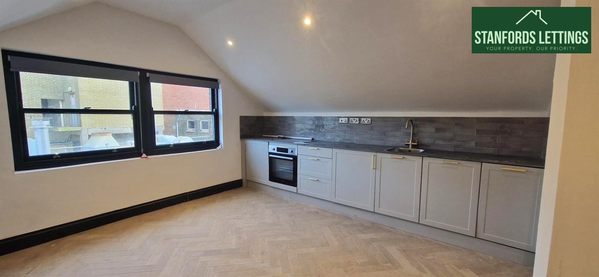 Flat Montague Street in Worthing