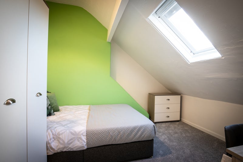 Room Ayresome Street in Middlesbrough