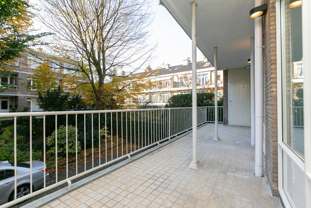 Flat Laan van Clingendael in Den Haag