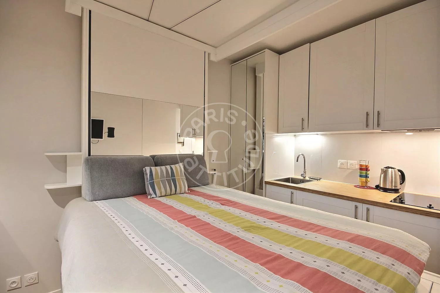 Flat Avenue de Suffren in Paris