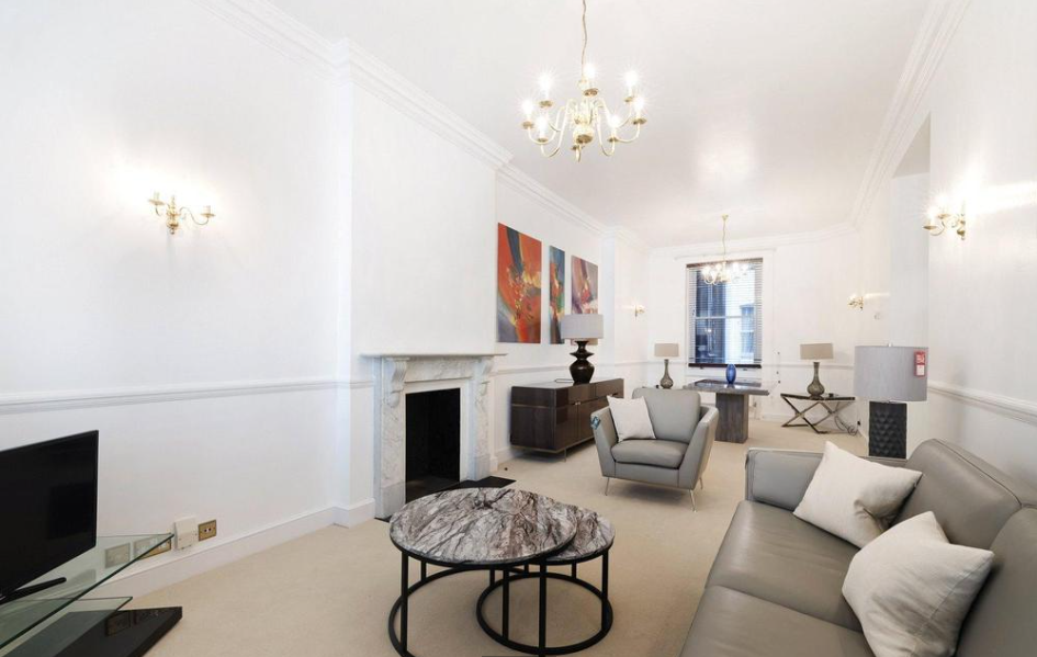 Flat Berkeley Street in City of Westminster
